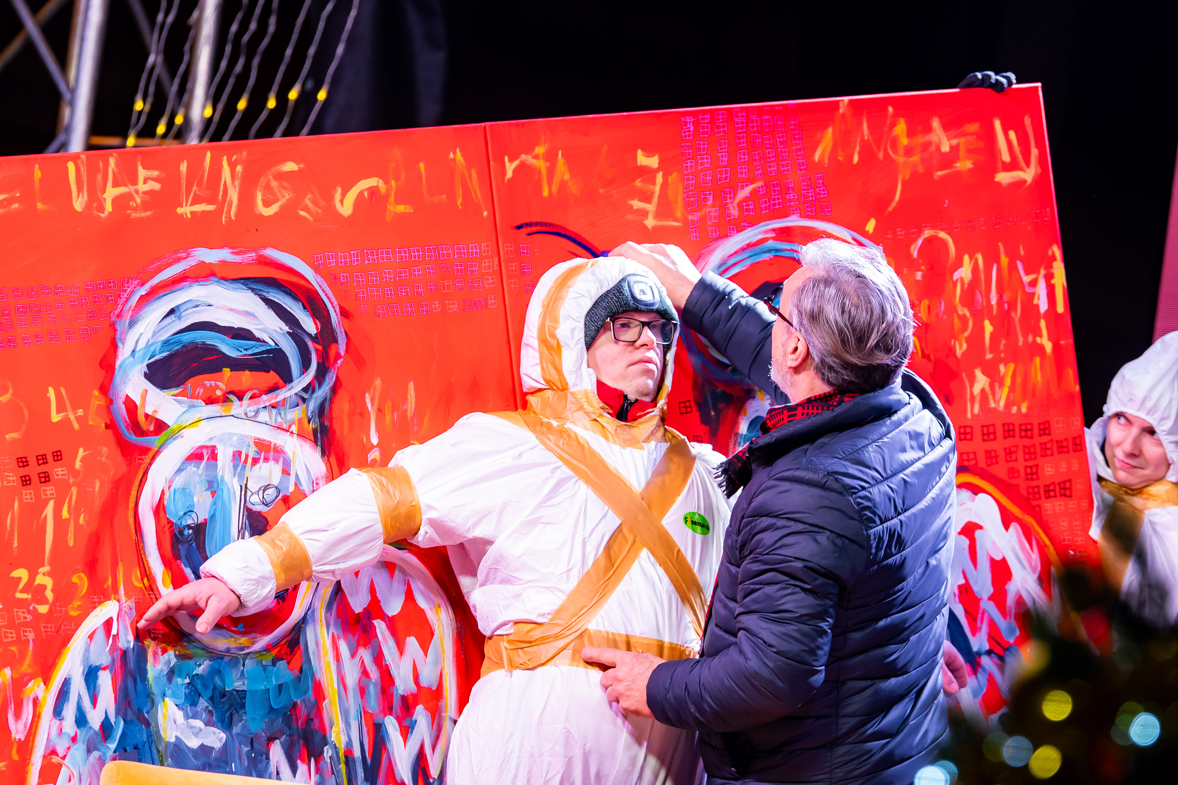 VIANOCNA TELEVIZNA REGINA-38